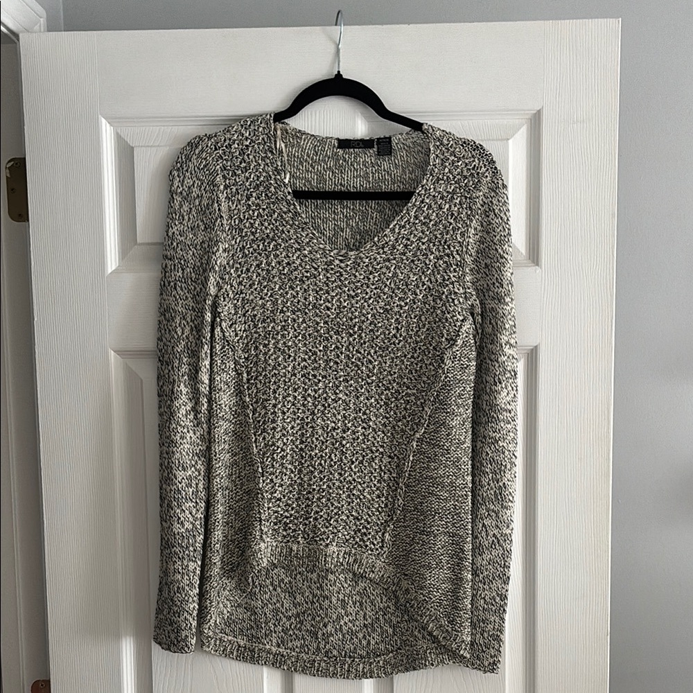 Gray V-Neck Sweater Lightweight Knit